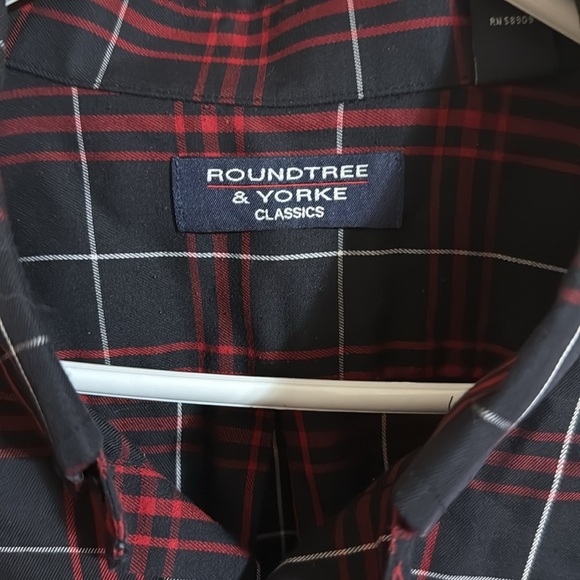 ROUNDTREE & YORK CLASSICS Men's Plaid Shirt - Red and Black - Picture 2 of 4